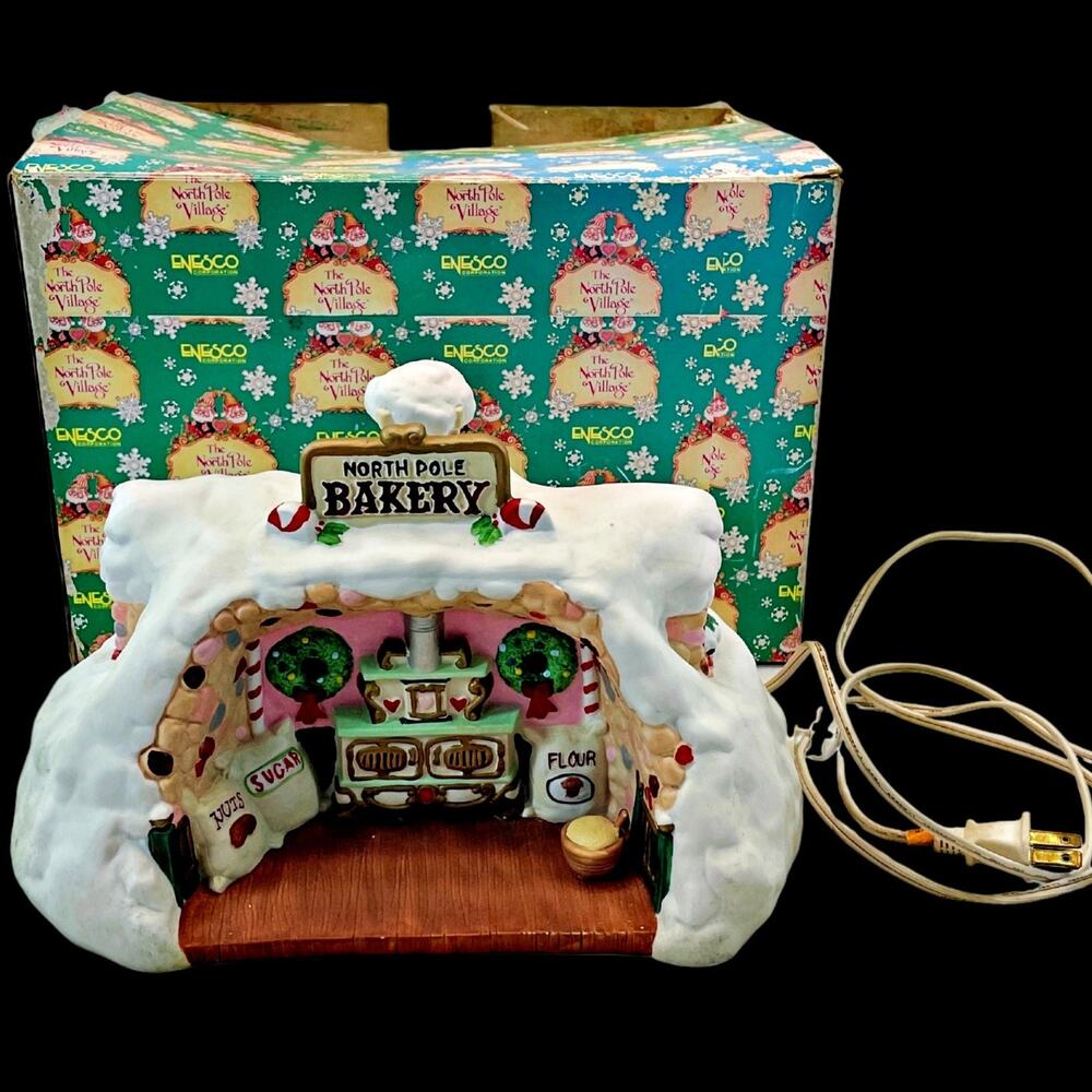 Enesco North Pole Village Musical Bakery Night Light 1986 Sandi Zimnicki 316741